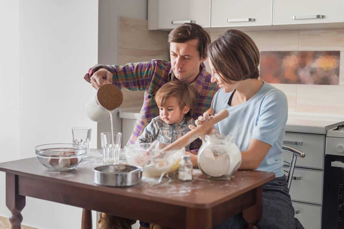 Parents preparing to bake.